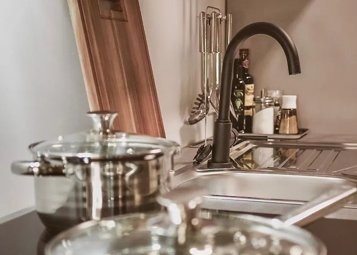 Rheinnest , Neue Und Gemuetliche